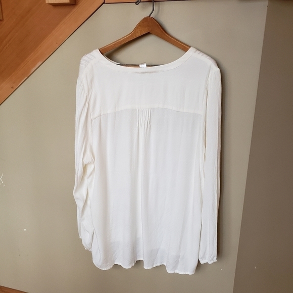 NWT CJ Banks Cream White Long Sleeve Women's Plus Sized Tunic Size 2x - Picture 6 of 9